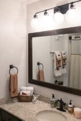 Main full bathroom. Main full bathroom.